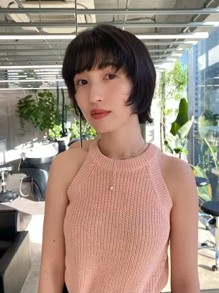 ミディアム カラー 似合わせカット レイヤーボブウルフのヘアスタイル