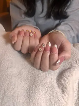 ネイル LEFTNAILS フィルインニュアンスのネイルデザイン