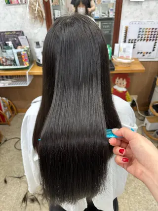 ロング パーマ 髪質改善のプロ✨りな さんのヘアスタイル