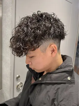 ショート パーマ メンズ 渋谷駅から徒歩1分 BLUCKメンズヘアのヘアスタイル