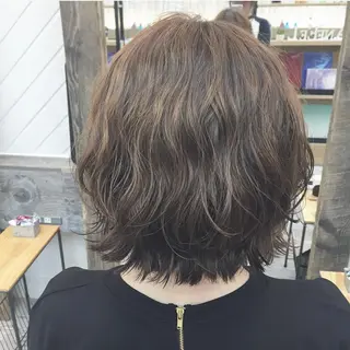 ミディアム パーマ 前髪顔周り✂️店長 ❤️アマミヤ❤️のヘアスタイル
