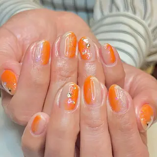 ショート カラー ネイル ネイルサロン リリーブランシュ所属・森 瑞紀のネイルデザイン