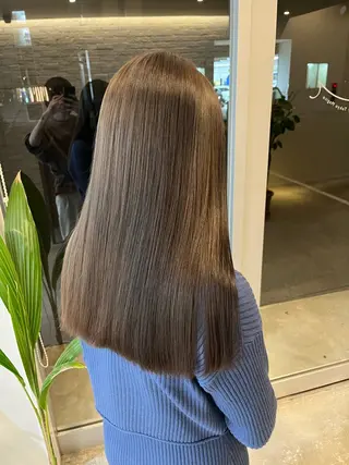 ロング カラー ブリーチ⏳艶カラー Natsukiのヘアスタイル