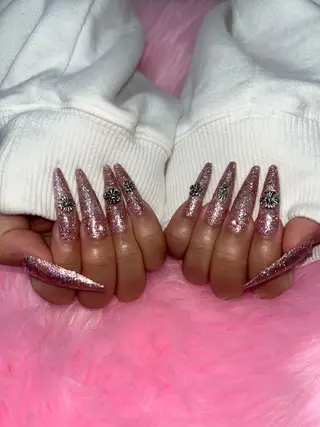 ネイル 川崎 友美のネイルデザイン