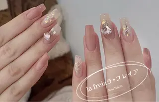 ネイル 🤩 Yuliaユリアのネイルデザイン