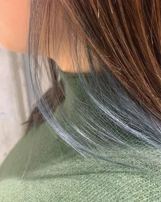 ミディアム カラー ヤマグチ リョウのヘアスタイル