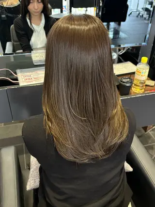 ミディアム カラー VIEW maacoのヘアスタイル