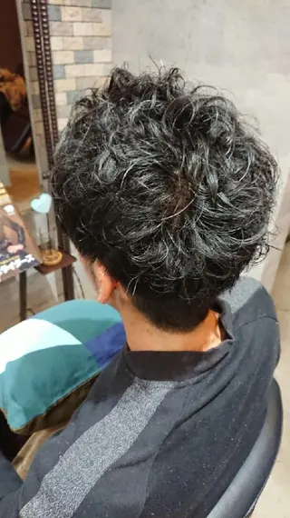 メンズ パーマ 浅野  勇貴のヘアスタイル