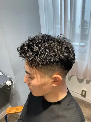 ショート メンズ 江﨑 翔のヘアスタイル