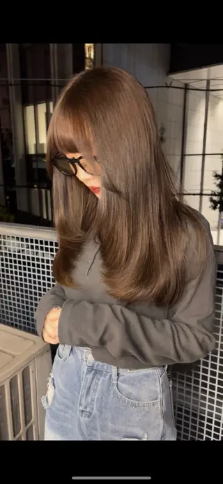 ロング 梅田無料カットモデル りんくのヘアスタイル