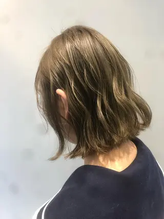 ミディアム カラー ワタナベ テルマサのヘアスタイル