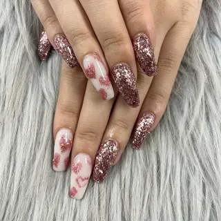 ネイル MADIA大和所属・KUMI💛 MADIAのネイルデザイン