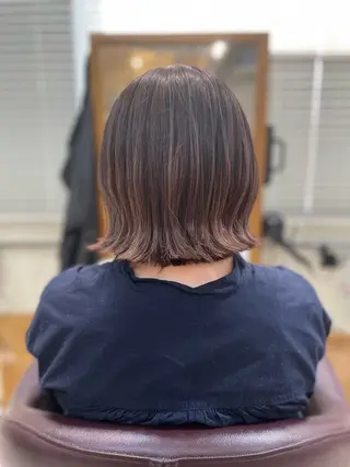 カラー 茅野 あゆ美のヘアスタイル