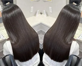 ロング GENDER hairのヘアスタイル