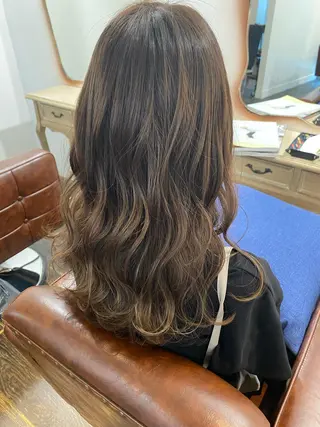 セミロング 田中 優のヘアスタイル