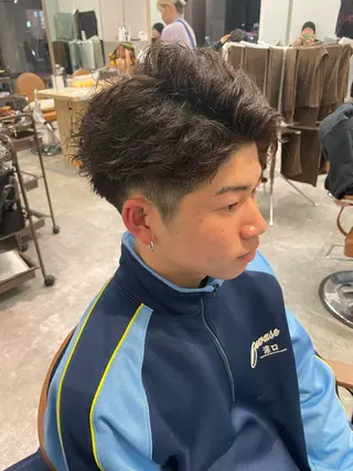 ショート パーマ メンズ 中島 耀一朗のヘアスタイル
