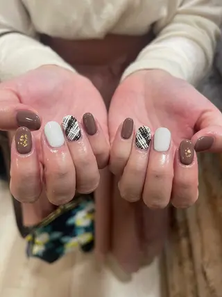 ネイル 鈴木 すみれのネイルデザイン