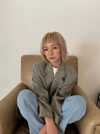 ショート カラー 西田 歩果のヘアスタイル