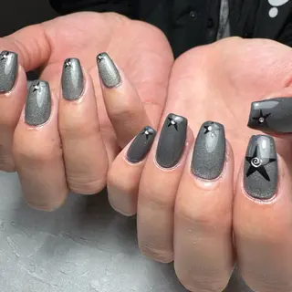 ネイル Re:Smil所属・☺︎ NOZOMI☺︎のネイルデザイン