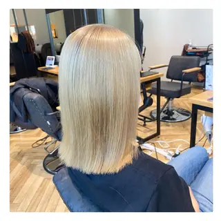 ミディアム カラー YUNA ユウナのヘアスタイル