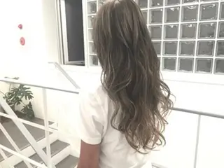 ロング the BRIDGE hair salonのヘアスタイル