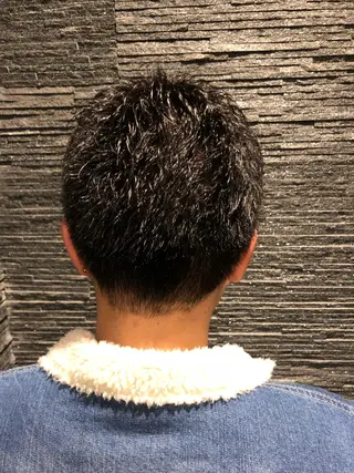 ショート パーマ メンズ 【24時まで営業✨】 吉本 成樹のヘアスタイル