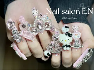 ネイル E.N🦋 長さ出し/持ち込みのネイルデザイン