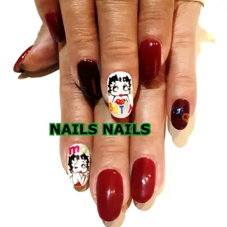 ネイル NAILSNAILS ERIKAのネイルデザイン