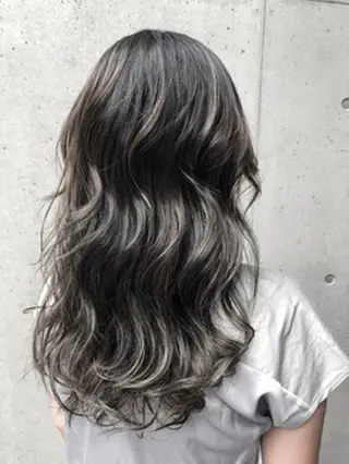 セミロング カラー 土谷 敦郎のヘアスタイル