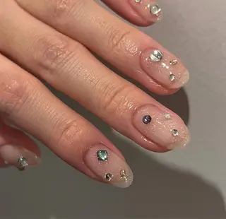 ネイル u1salon所属・ゆい ユイのネイルデザイン