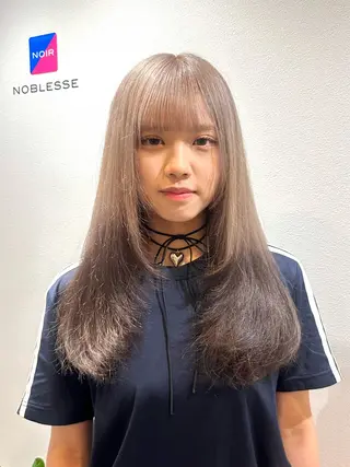 ロング カラー ハイトーン/ウルフ/ レイヤー/Asukaのヘアスタイル