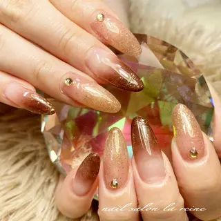 ネイル nail salon  la reine所属・nail salon la reineのネイルデザイン