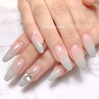 ロング ネイル 那覇🏝️台湾人 ネイリストSHIUのネイルデザイン