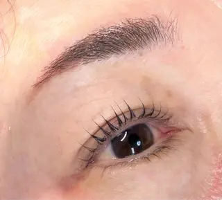 マツエク・マツパ whitening by eyelash所属・Chiemi 覚王山のマツエク・マツパデザイン