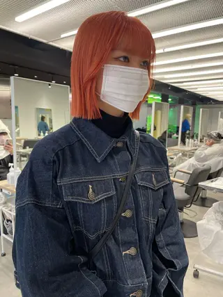 カラー Shiori・:* 💫のネイルデザイン