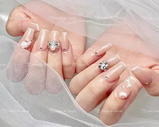 ネイル Salon de Minuit🦩のネイルデザイン