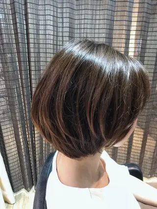 ショート 冨田 義智のヘアスタイル