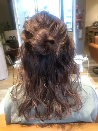 ヘアアレンジ 岡本 葵のヘアスタイル