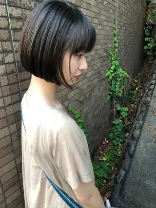 ショート StellA所属・アートディレクター ワダヒサノリのヘアスタイル