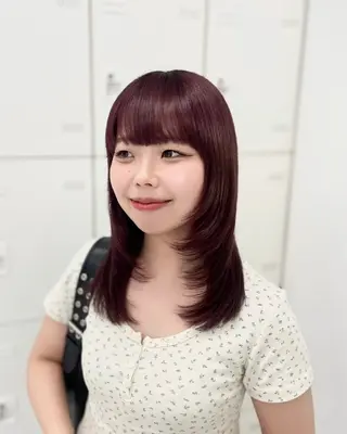 ミディアム カラー うる艶韓国ヘア 🤍りんのヘアスタイル