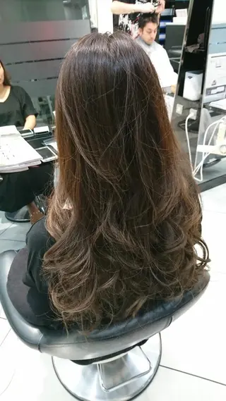 ロング カラー ジニアル所属・長島 司のヘアスタイル