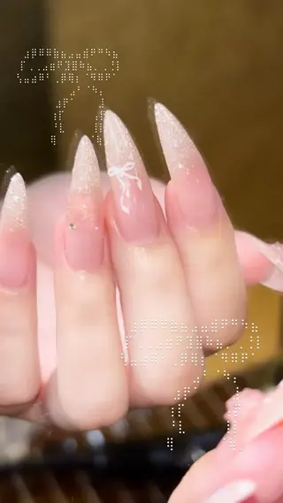 ネイル 🩰fein. hana🫧のネイルデザイン