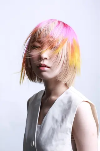 カラー 小田 晃瑛のヘアスタイル