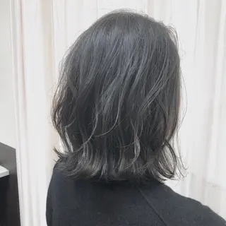 ミディアム 雪本 愛のヘアスタイル