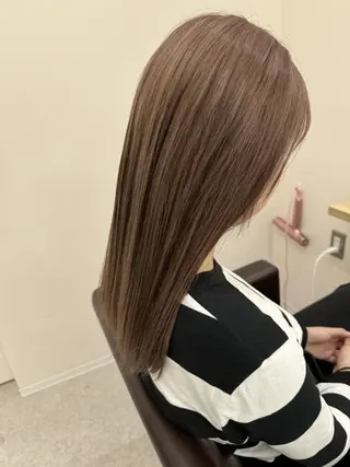セミロング カラー ✨【公式】 juhl.横浜✨のヘアスタイル