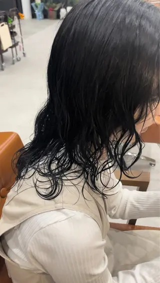 ミディアム パーマ 原田 桜花のヘアスタイル