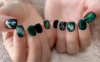 ネイル t. yoshizawaのネイルデザイン