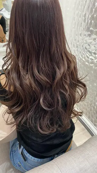 ロング カラー EKOLU所属・髪質改善サロン🫧 戎谷栞菜のヘアスタイル