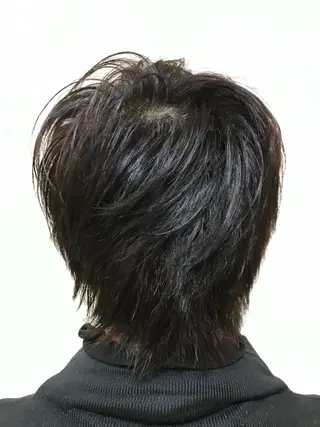 ショート カラー 横田 尚登のヘアスタイル