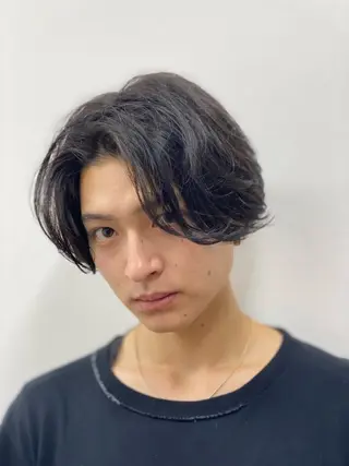 ミディアム メンズ ブロー東京　有楽町店所属・TAKUMI/銀座/ ビジネス/フェードのヘアスタイル